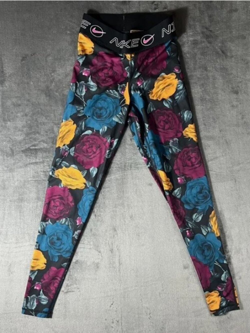 Floral Print Nike Swoosh Run Leggings / Pink Floral Leggings Womens XS